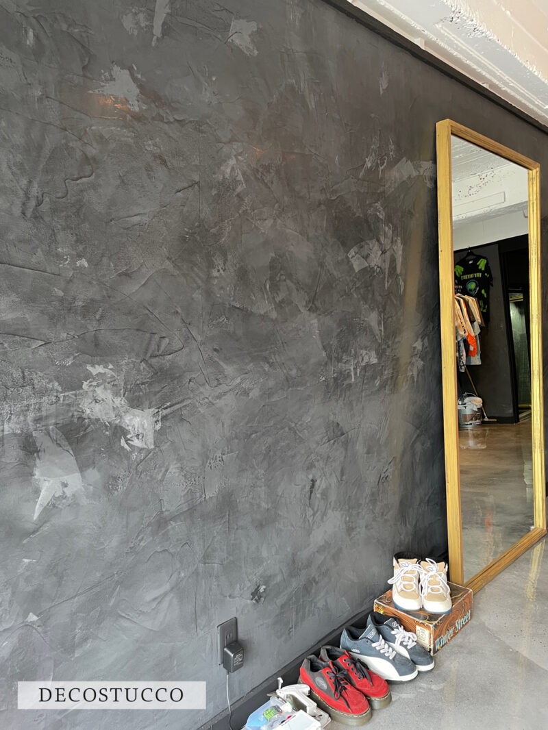 艶のある上品で高級感溢れる【SANDECO デコスタッコ】 | 仙台 サンデコ 特殊塗装 外壁リノベーション モルタル造形 おしゃれ店舗内装