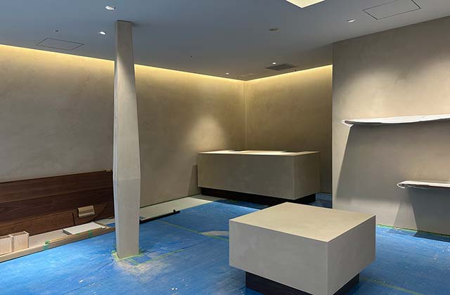 アパレルショップ 壁施工 オシャレ