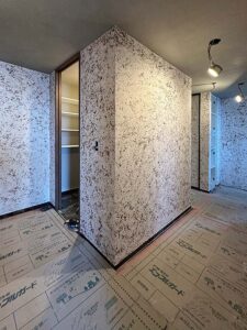 マンション壁 リノベーション オシャレ